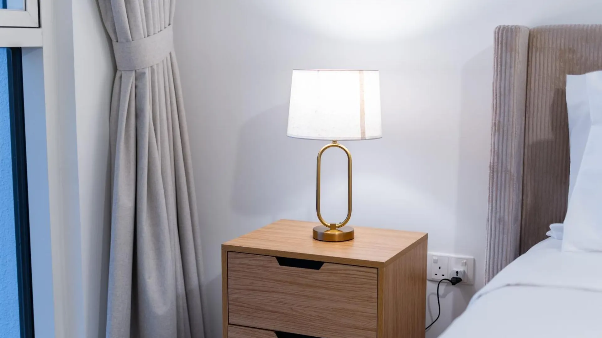 Two Bedroom Apartment By Otolo Homes With Free Yas Theme Park Tickets Αμπού Ντάμπι 0*,