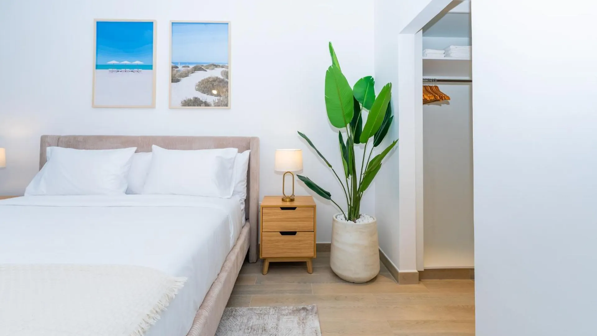 Two Bedroom Apartment By Otolo Homes With Free Yas Theme Park Tickets Αμπού Ντάμπι
